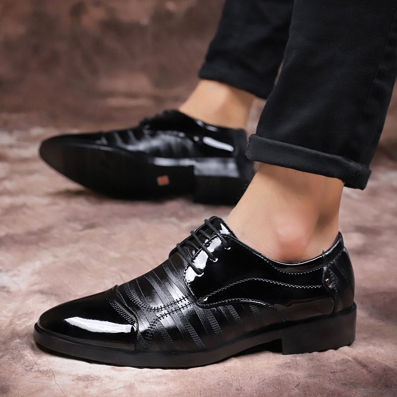 Zapatos de cuero puntiagudos de negocios para hombres de alta calidad, zapatos formales_voghion.com