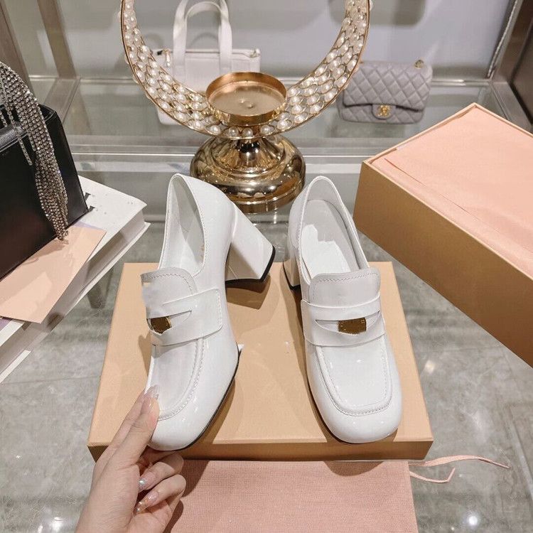 Hochwertige Goldmünze Lefu für Frauen 2023 Neue quadratische dicke Ferse mit echtem Leder Damenschuhe_voghion.com