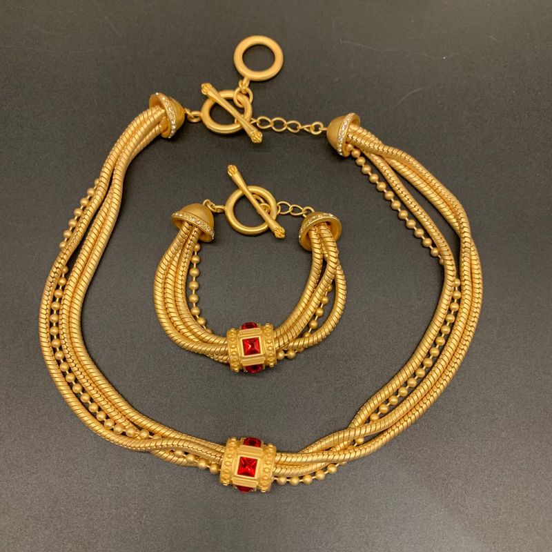 Qingdao - Collar de traje multicapa de estilo simple de mediados de la antigüedad + pulsera de moda versátil collar de viajero + traje_voghion.com