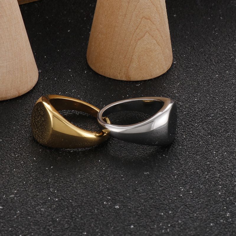 Elegante anello in acciaio inossidabile - Finitura in titanio ipoallergenico galvanizzato oro 18 carati, design minimalista a forma di U, fascia unisex impilabile_voghion.com