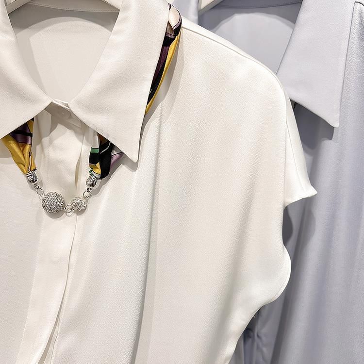 Camicia da donna estiva sottile con risvolto, in chiffon, a maniche corte, con decorazione in seta e sciarpa, stile temperamento_voghion.com