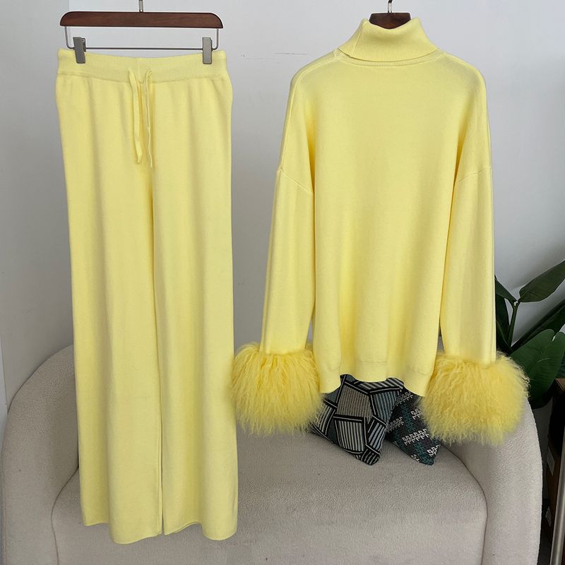 Ensemble en tricot avec poignets en fourrure de renard pour femme – Pull ample à col montant et pantalon large pour l'automne/hiver_voghion.com