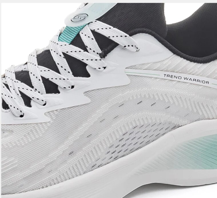 Sports 2024 New Summer Mesh Breathable Ultra Light Running Shoes _voghion.com