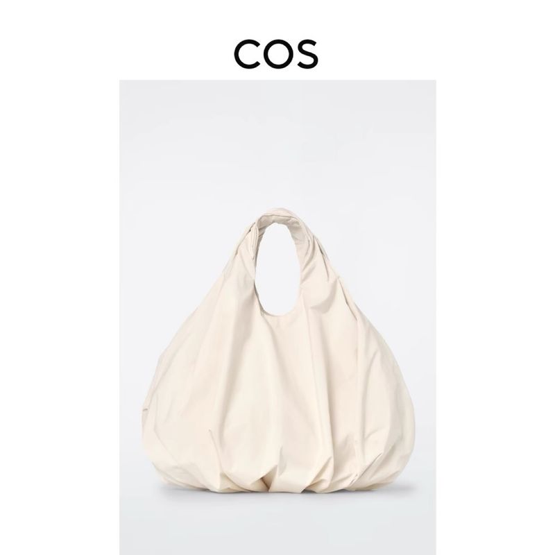 COS Plissee Schulter Rosa 2025 Frühjahr Neue Nylon Tasche Für Frauen Große Kapazität Magnetische Handtasche_voghion.com