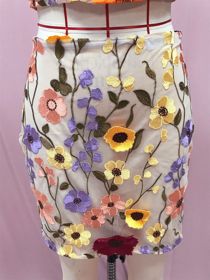 Women's Clothing Spring 2024 women's skirt high-end embroidery hook flower two-piece sleeveless short top hip skirt suit_voghion.com