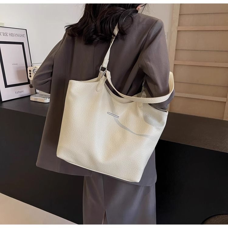 FOUR ONE Pendlertasche mit großem Fassungsvermögen für Damen, neue modische Unterarmtasche im koreanischen Stil mit einer Schulter, Handgriff in Hundert Schritten_voghion.com