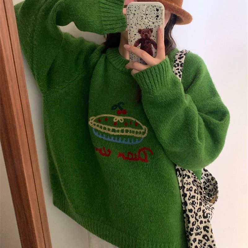 Winter New Gentle Cake Round Neck Embroidered Korean Version Cartoon Age-Reducing Versatile Knitted Sweater For Women_voghion.com