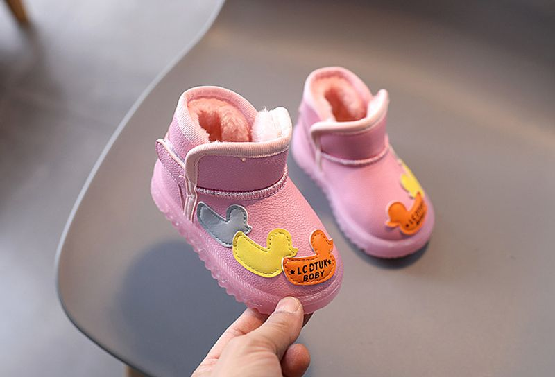 Leuchtende Kinderschuhe im Alter von 1-6 bis 3 Jahren, Schneestiefel für Jungen, Plüsch- und dicke Baumwollschuhe für Mädchen, Trend zu Baby-Wanderschuhen_voghion.com