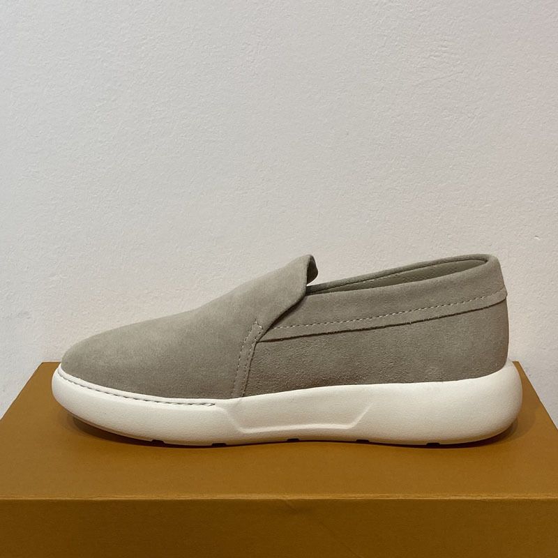 2023 Trendy Brand Versatile British Style Bean Shoes New Casual Cowhide Loafers Men's Foot Pedals_voghion.com