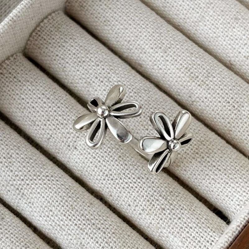 Minimally Cold Style Hollow Flower For Women, Personalized Vintage Ring, Light Luxury, Niche Design, Index Finger Ring_voghion.com