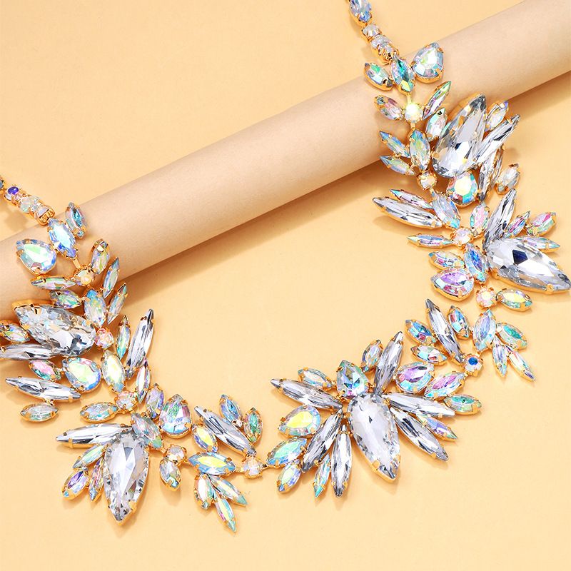 New Exaggerated Design Sense Rhinestone Collarbone Chain Banquet Versatile Accessory Necklace_voghion.com