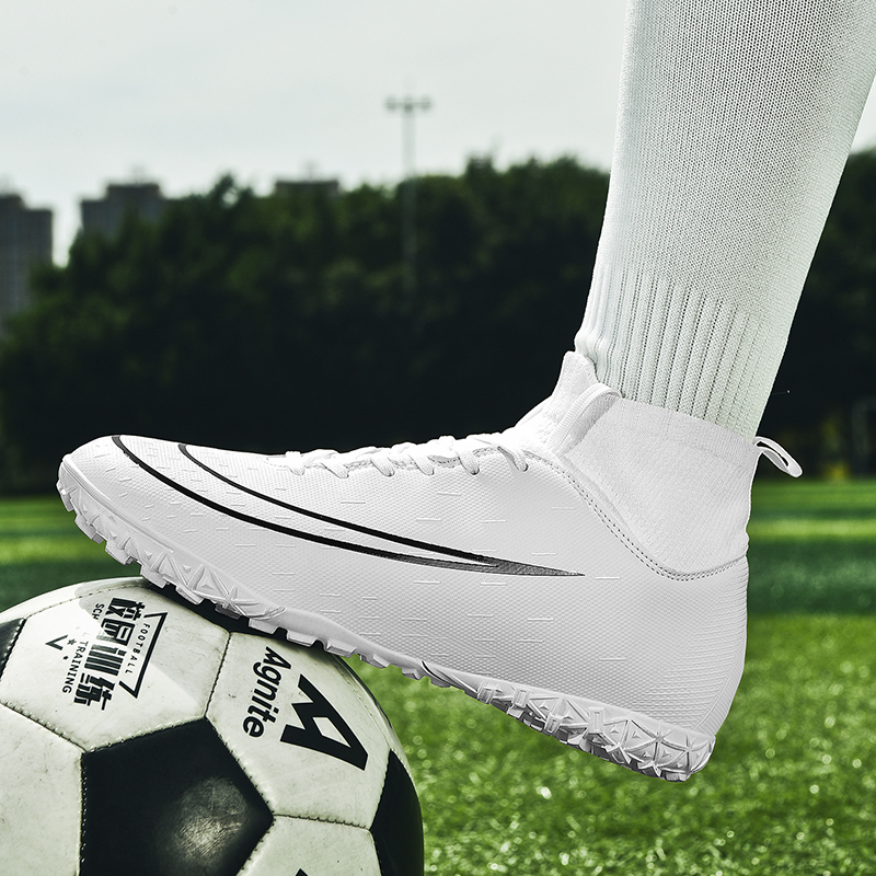 2023 neue Fußball Schuhe Männer High-top Fußball Stiefel Professionelle TF/FG Kinder Atmungsaktive Sneaker Outdoor-Gras Ausbildung_voghion.com