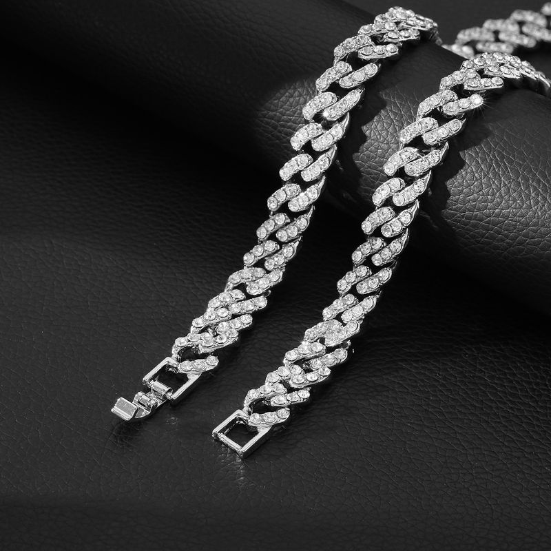 Ofertă specială Colier cubanez cu diamante la modă hip hop pentru bărbați și femei în formă de argint clasic de 12 mm_voghion.com