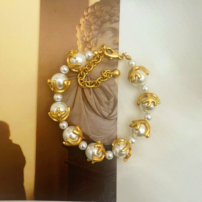 Designers legering västerländsk retro ljus lyxig high-end design barock pärlhalsband armbandset_voghion.com