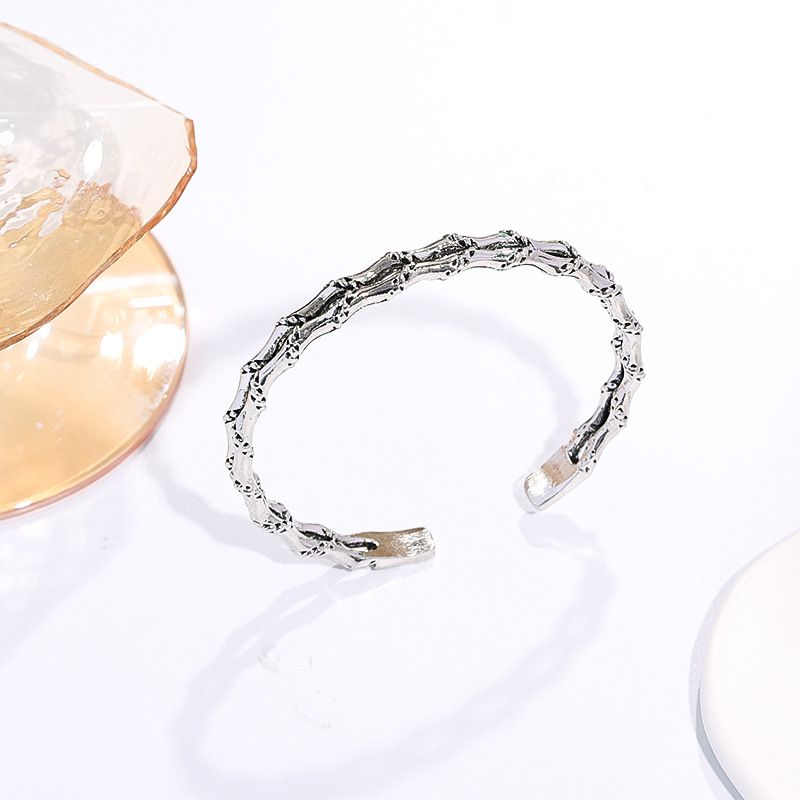 Bracciale rigido aperto unico da uomo, intrecciato a doppio strato in bambù cubano alla moda_voghion.com