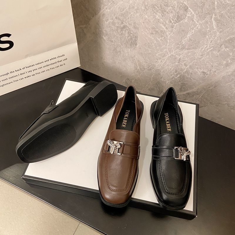 Majhni usnjeni čevlji v britanskem slogu za ženske spomladi in jeseni 2024, nov model, enostopenjski čevelj z ravnim podplatom,_voghion.com