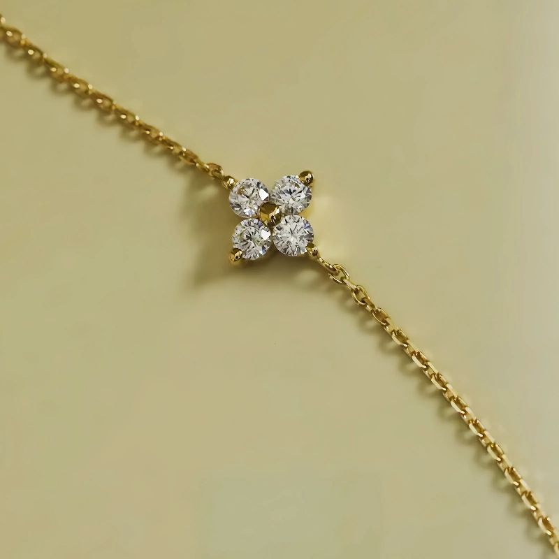 S Pure Silver Plated 14K Gold Classic Four-Leaf Clover Anklet For Women Simple Design With Inlaid Diamond Flower Fashion_voghion.com