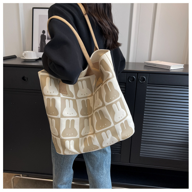 Borsa di tela da donna di grande capacità 2023 New Summer All-match Borsa di stoffa monospalla Borsa da viaggio per pendolari di classe avanzata_voghion.com