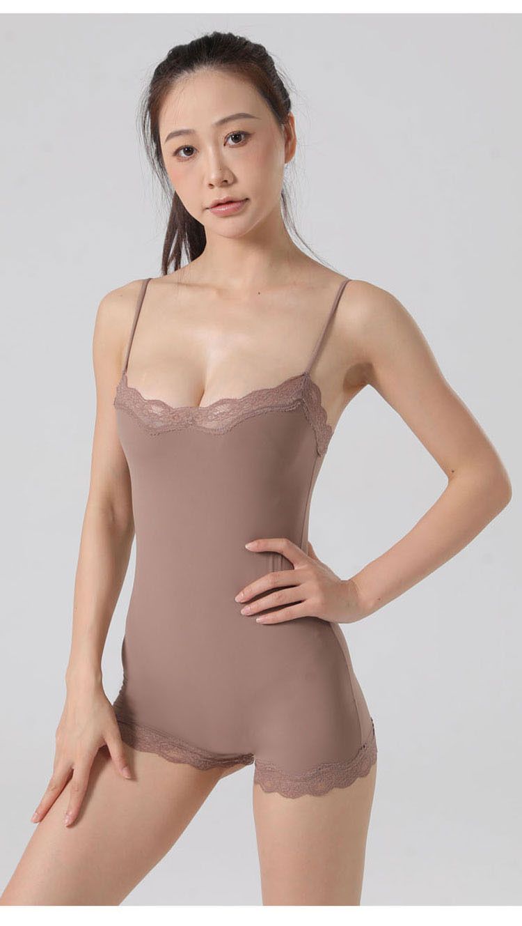 K New Sexy Hot Canotta Body in pizzo con spalline regolabili, body intero trasparente e traspirante._voghion.com