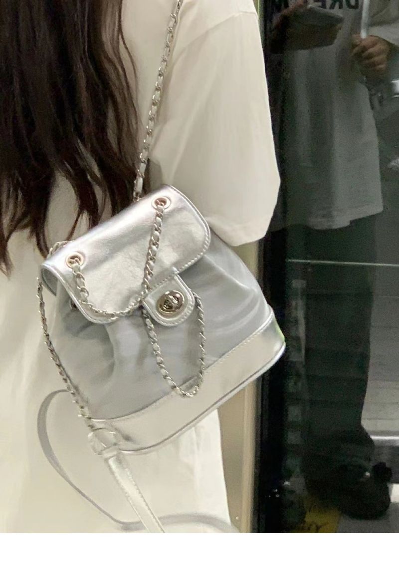Autumn New Silver Backpack , Water Wave Pattern Multifunctional Chain Female College Students Schoolbag_voghion.com