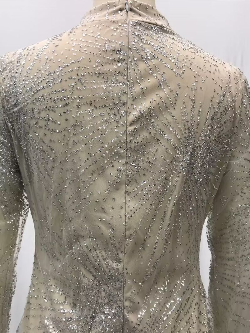 Abito da sera sexy a maniche lunghe con spacchi di nappe in oro e argento, da donna_voghion.com