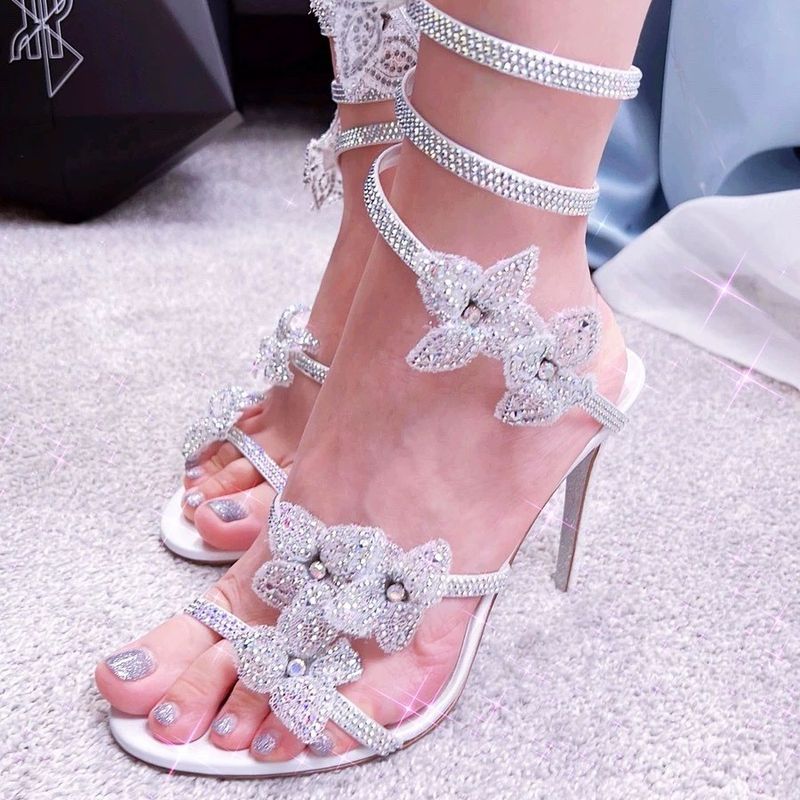 New rhinestone flower ankle wrap round head stiletto heel plus size catwalk silver sole one-line strap sandals_voghion.com