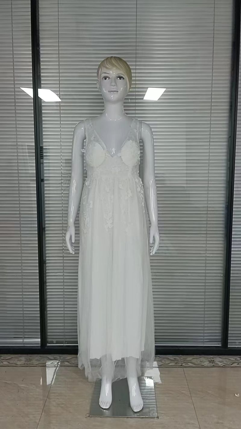 Anmutige V-Ausschnitt Strand Brautkleider Damen Sexy Rückenfrei 3D Blumen Applizierte Spitze Brautkleider Vestido De Novia Plus Size Abendkleid_voghion.com