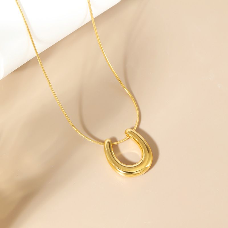 Collana lunga con catena a serpente con ciondolo a forma di U in argento S Sterg_voghion.com