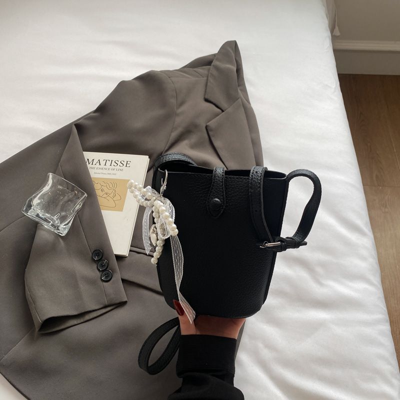 Borsa a tracolla alla moda in stile coreano per donna, estate 2025, nuova borsa a secchiello casual, semplice ed elegante_voghion.com