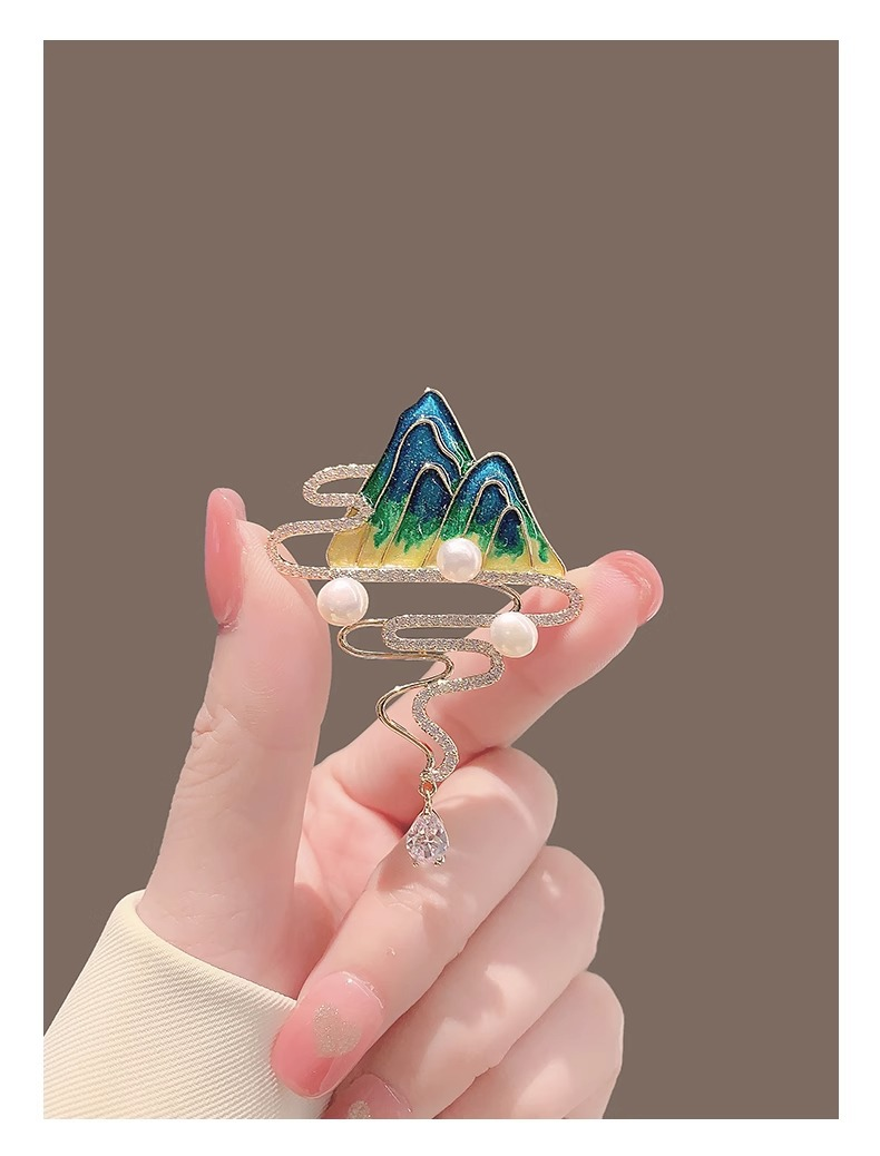 Chinese Style Retro Famous Painting of Thousands of Miles of Rivers and Mountains Tassel Brooch Hanfu Cheongsam Pressed Collar High-end Gift Pin_voghion.com
