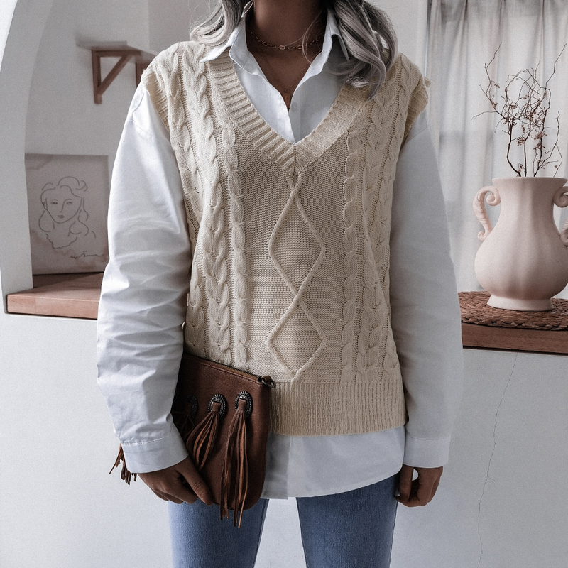 Maglione gilet casual in maglia larga con scollo a V e motivo a trecce, autunno inverno 2024, moda donna_voghion.com
