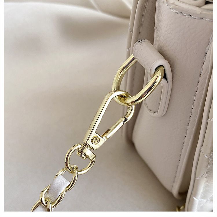 2024 Neue beliebte Umhängetasche Koreanische Ausgabe Einfache kleine quadratische Lingge Bestickte Fadenkette Umhängetasche für die Göttin_voghion.com