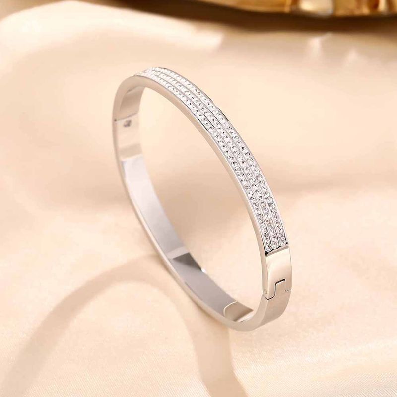 Light Luxury Fashionable Titanium Steel Bracelet Set In Three Rows For Women, With High-end Feel And A Starry Sky That_voghion.com
