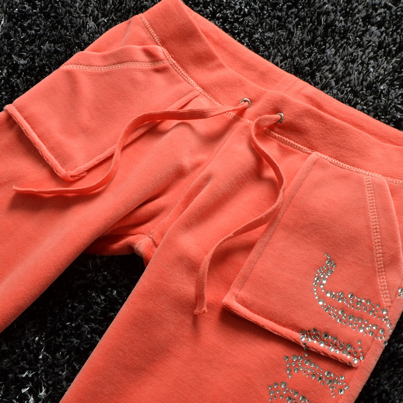 Set da donna in due pezzi sportivo casual con corona di velluto dorato autunno e inverno con lettere di diamanti caldi_voghion.com