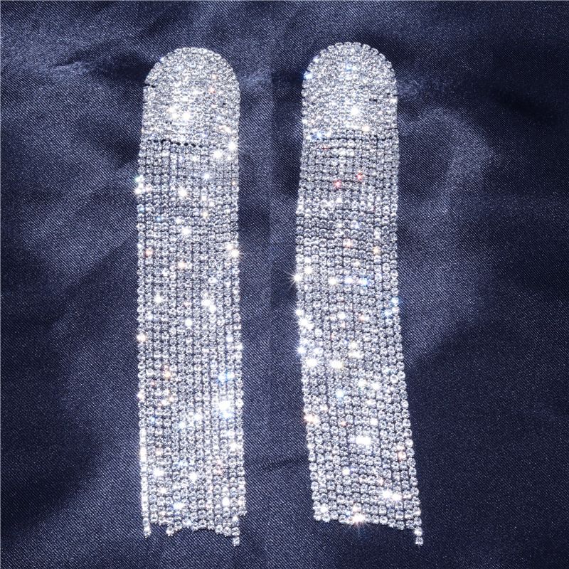 Modische, trendige, luxuriöse, lange Ohrringe mit Quaste und Wasserklauenkette für Damen mit Diamanten_voghion.com