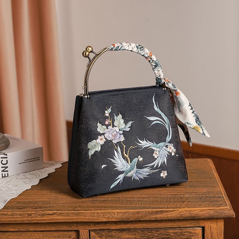 Handbag Ancient Style Cheongsam Banquet Clutch Scarf Embroidered Small Square Bag_voghion.com
