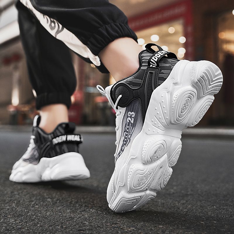 Le scarpe casual più vendute, alla moda e versatili di ML, sneakers bianche, sneakers e scarpe sportive_voghion.com