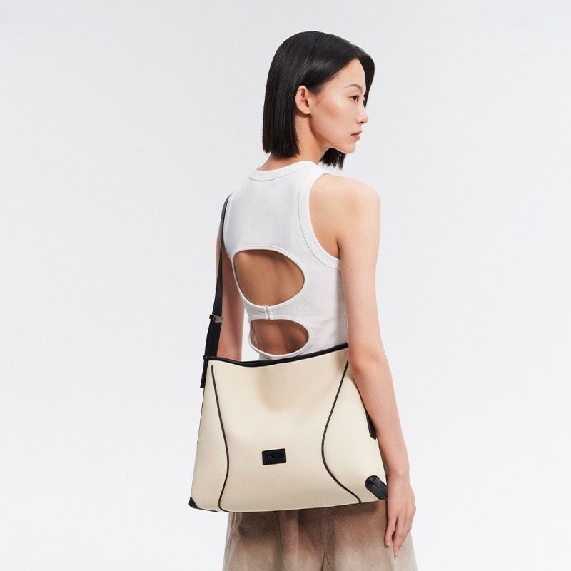 omto New Oatmeal Soft Hobo Canvas Crossbody For Women Large Capacity Commuter Handbag Single Room Bag High-end Feel_voghion.com