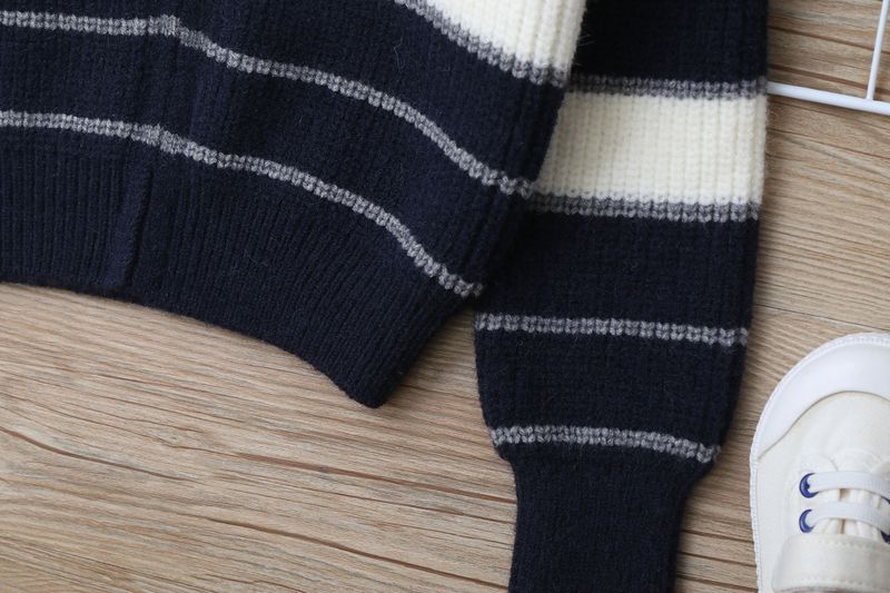 Strickjacke aus Lammwolle für Mutter und Kind, weicher, warmer Strickpullover für große Kinder (ab 8 Jahren), gestreiftes Design, lange Ärmel, Stehkragen (Grau/Marineblau)_voghion.com