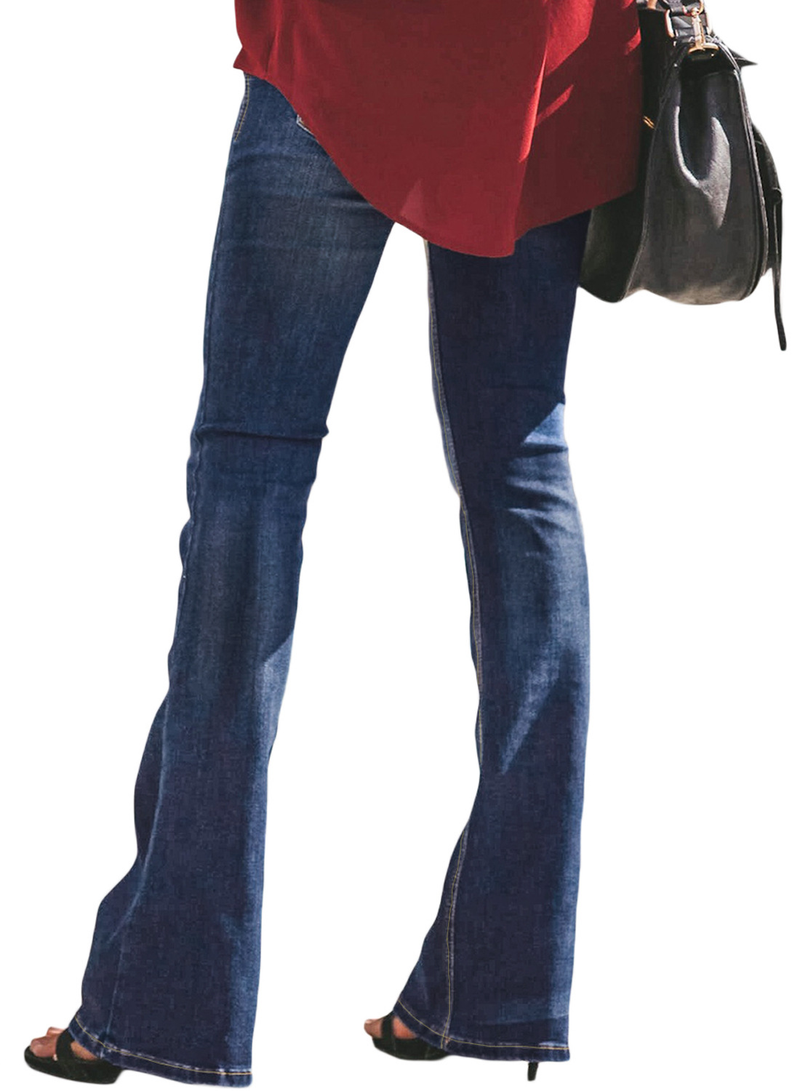 Damkläder Heta trendiga kombinationer heta utsvängda jeans kombinationsdenim_voghion.com