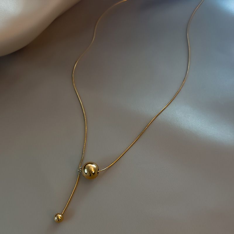 Collana con perline geometriche 3D Dongdaemun coreana per donna, in acciaio al titanio corto, ad alta conservazione del colore, semplice e versatile._voghion.com