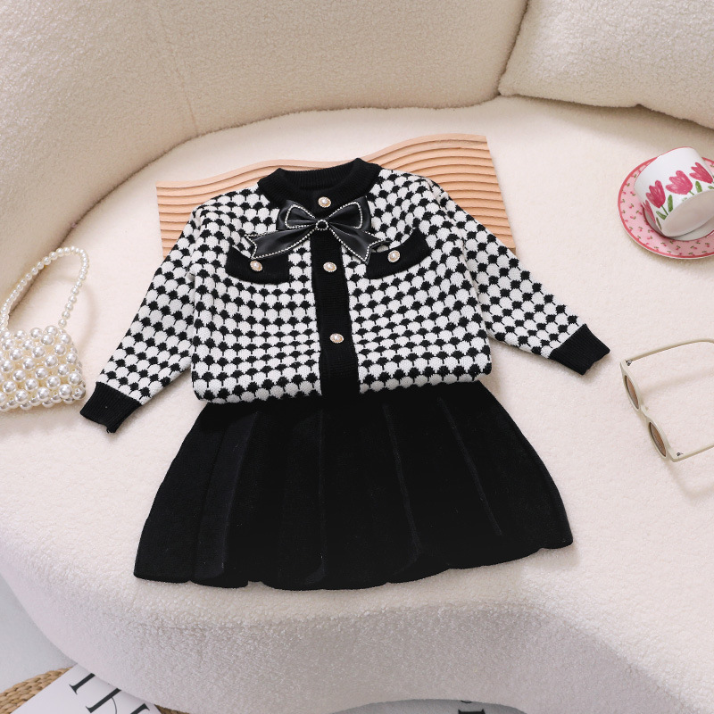 Cardigan tricoté parfumé pour fille, pull, jupe courte, ensemble deux pièces pour bébé, nouvelle collection automne/hiver 2023_voghion.com