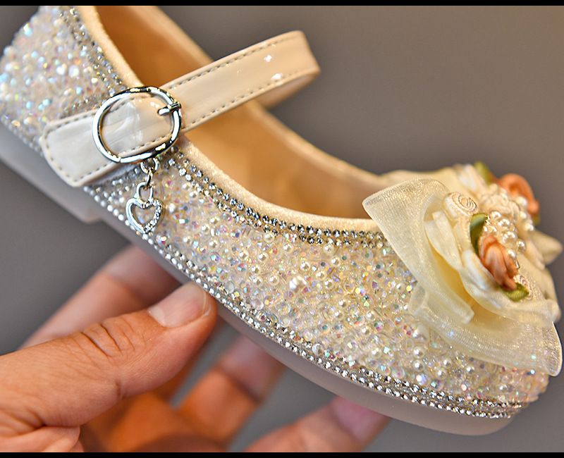 8775 herbst Neue Mädchen Koreanische Ausgabe Mittleren und Großen kinder Diamant Prinzessin Mädchen Mode Bogen Einzelnen Schuhe_voghion.com