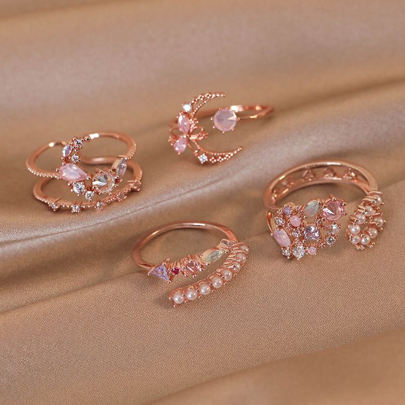 Fashion New Simple All-match Ring Ring Pearl Flower Zircon Irregular Opening Design Adjustable Ring_voghion.com
