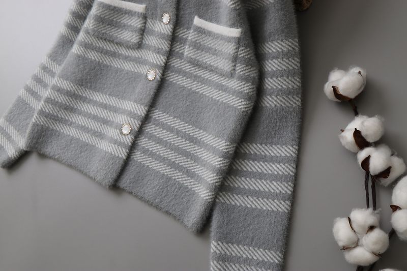 Strickjacke aus Nerzimitat für Mütter und Kinder, weicher Wintermantel mit Stehkragen, gestreiftes Langarmoberteil für große Kinder (120–160 cm) in Weiß/Schwarz/Grau/Pink_voghion.com