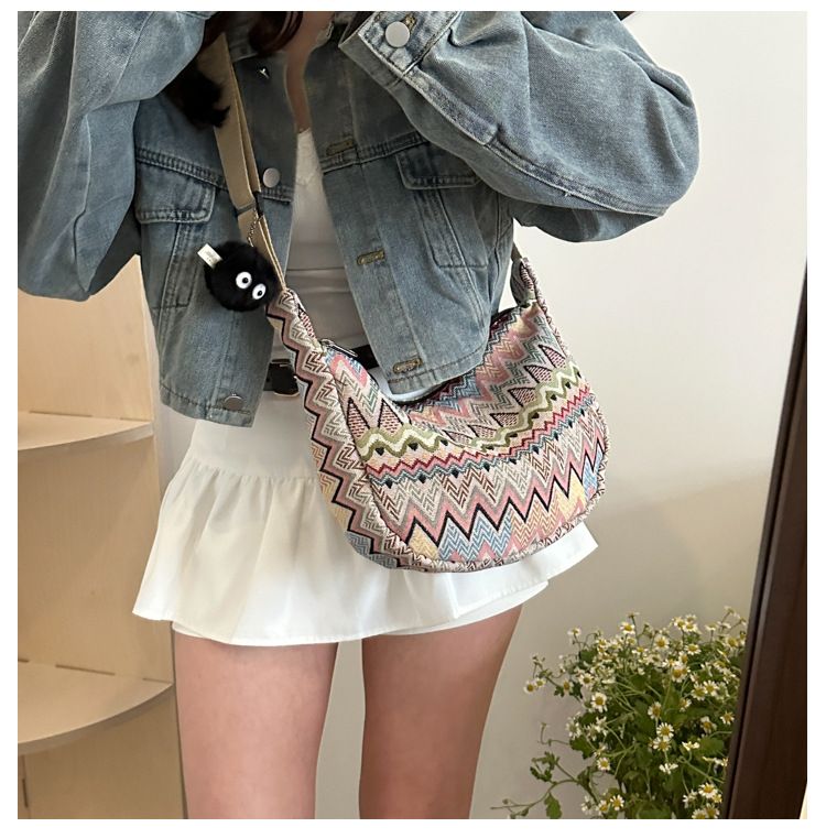 Large capacity fashionable Korean version ethnic style casual 2024 new versatile ins shoulder crossbody dumpling bag for_voghion.com