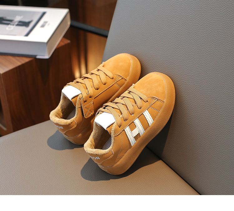 Nuovi articoli sportivi per bambine autunno e inverno 2024, scarpe calde in velluto per bambini, mocassini bassi per bambine_voghion.com