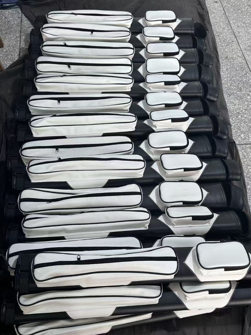 1/2 Nine Ball Split Storage Oval/Square 4-Hole Foam/Plastic Billiard Cue Case_voghion.com