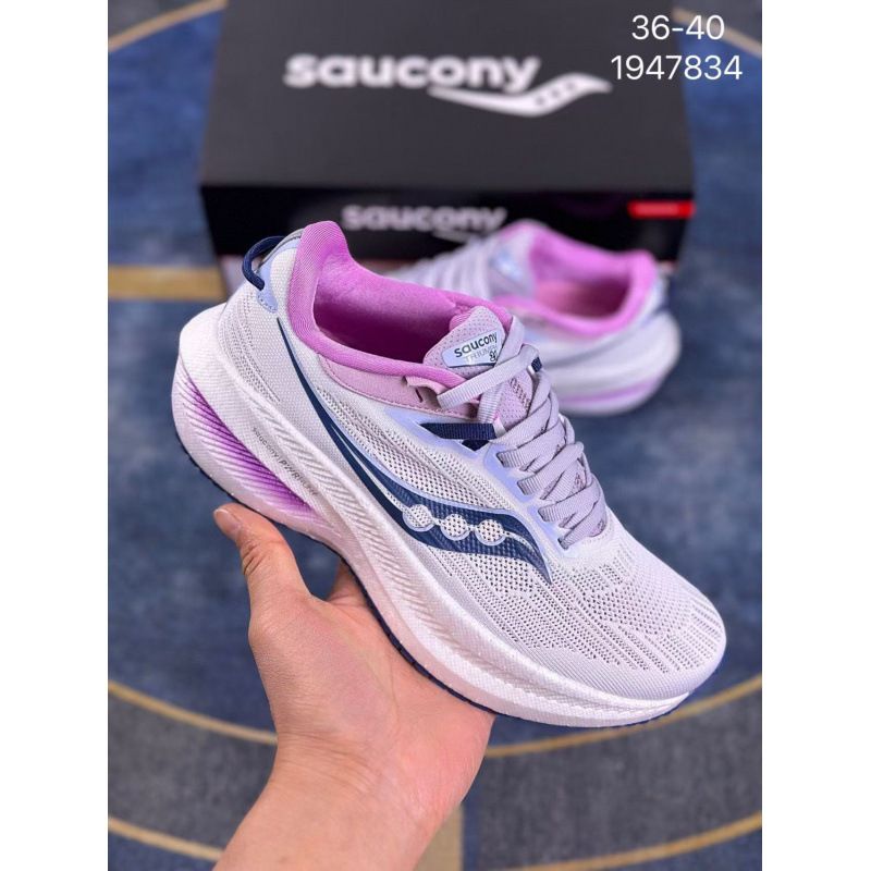 Saucony Victory 21 Thick-Soled Land Speed Shark Couple Racing Running Sports Shoes For Men And Women_voghion.com