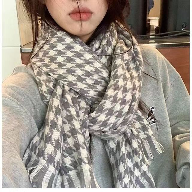 Écharpe tricotée pour femme, version coréenne d'hiver, polyvalente, pour étudiante, couverture extérieure thermique, classique, tendance, à carreaux_voghion.com